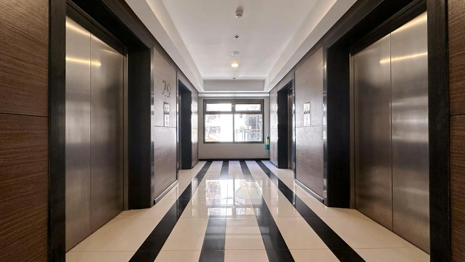 The Radiance Manila Bay Apartment 0*,  Philippines
